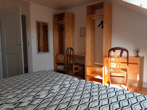 Cosy twin bedroom in Baixa de Santa Clara