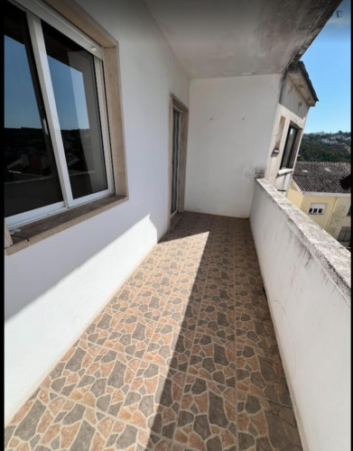 Cozy Double Bedroom with a balcony close to Faculty of Economics, University of Coimbra