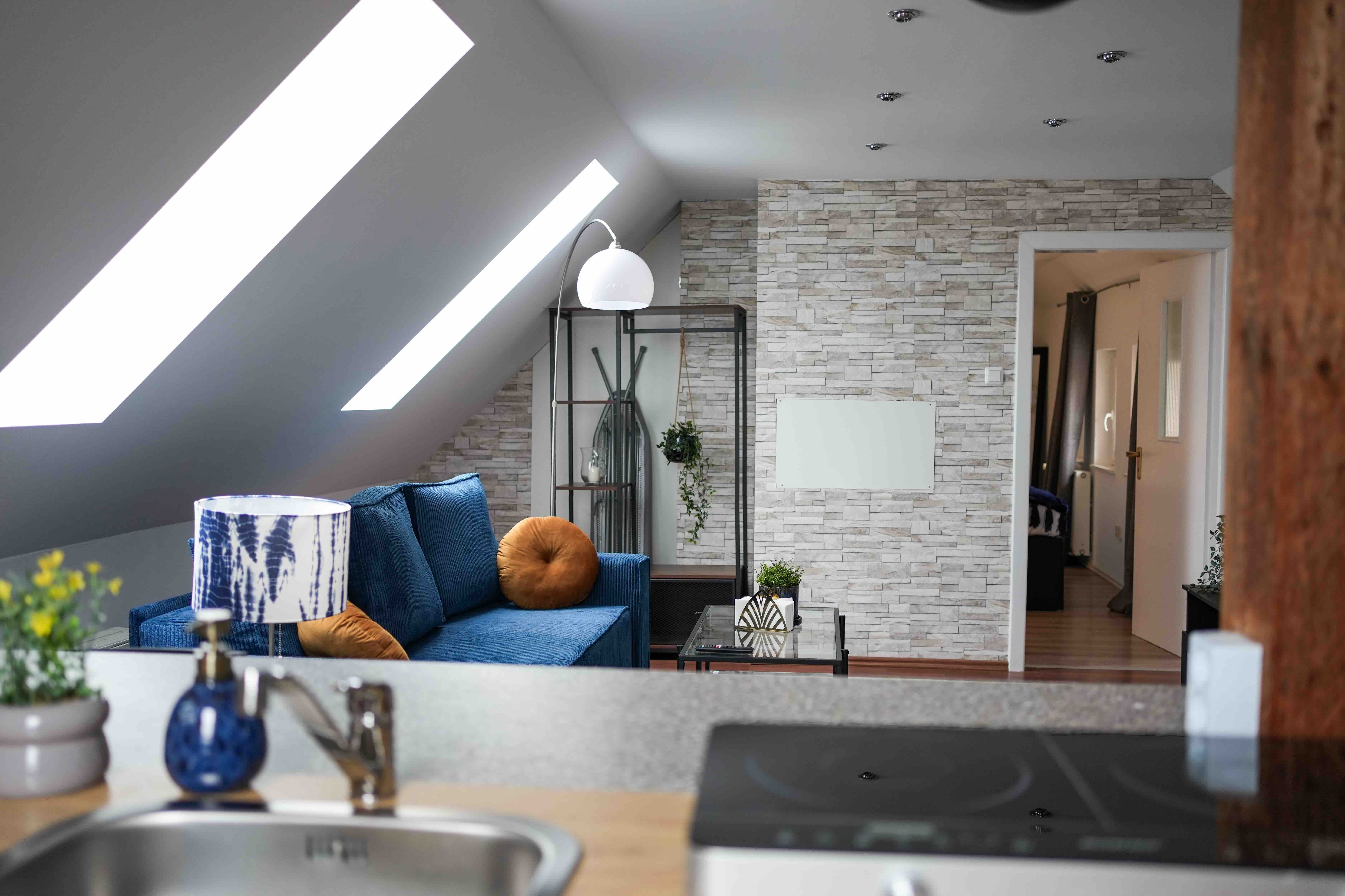  Blue Skyline  -  Blue Skyline  - Gallery -  10