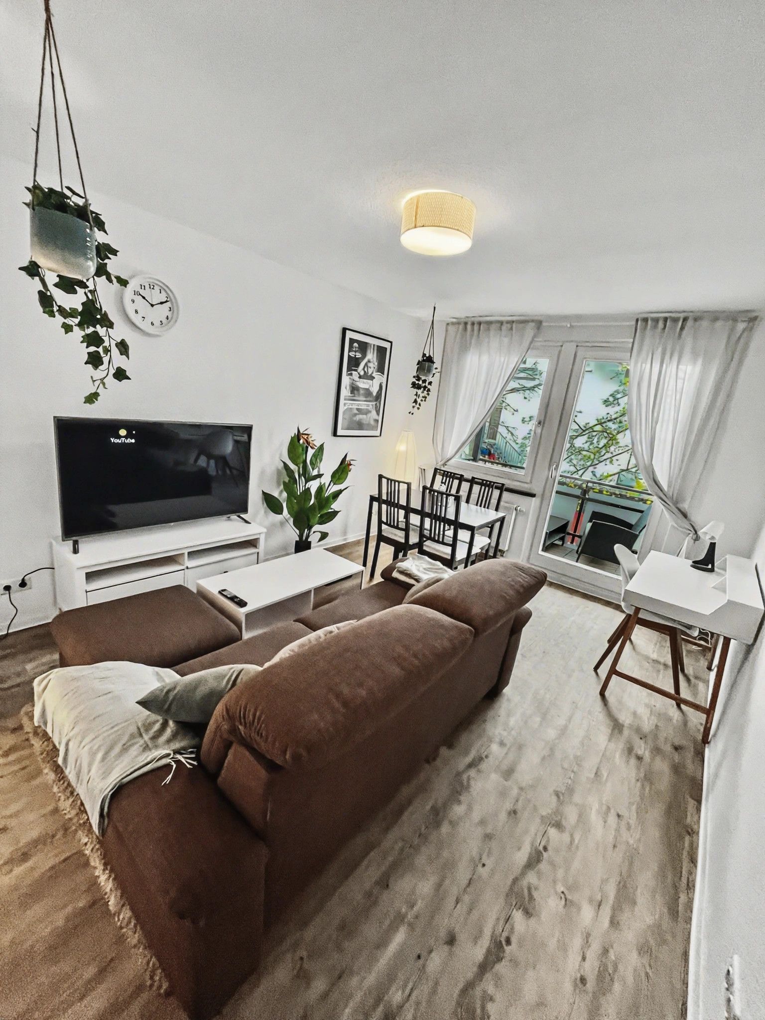 Stylish & Cosy 2 Room Apartment With Huge Balcony Direct In The City - 15