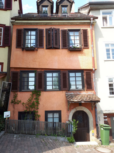 Charming flat in the heart of the old town