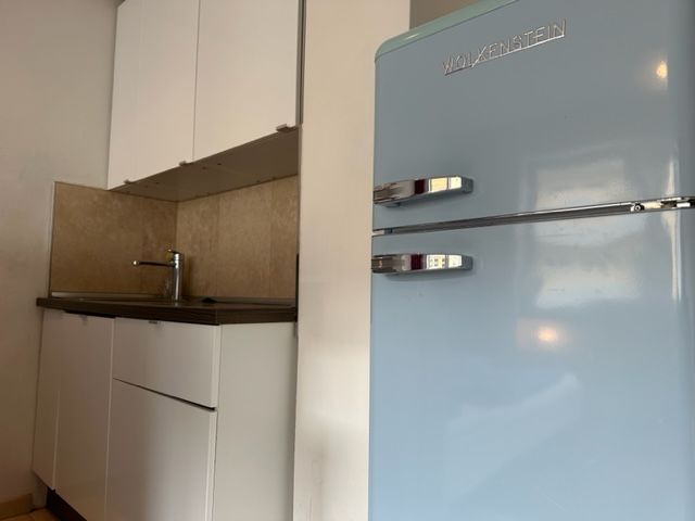 Quiet, Pretty Home In Excellent Location - 6