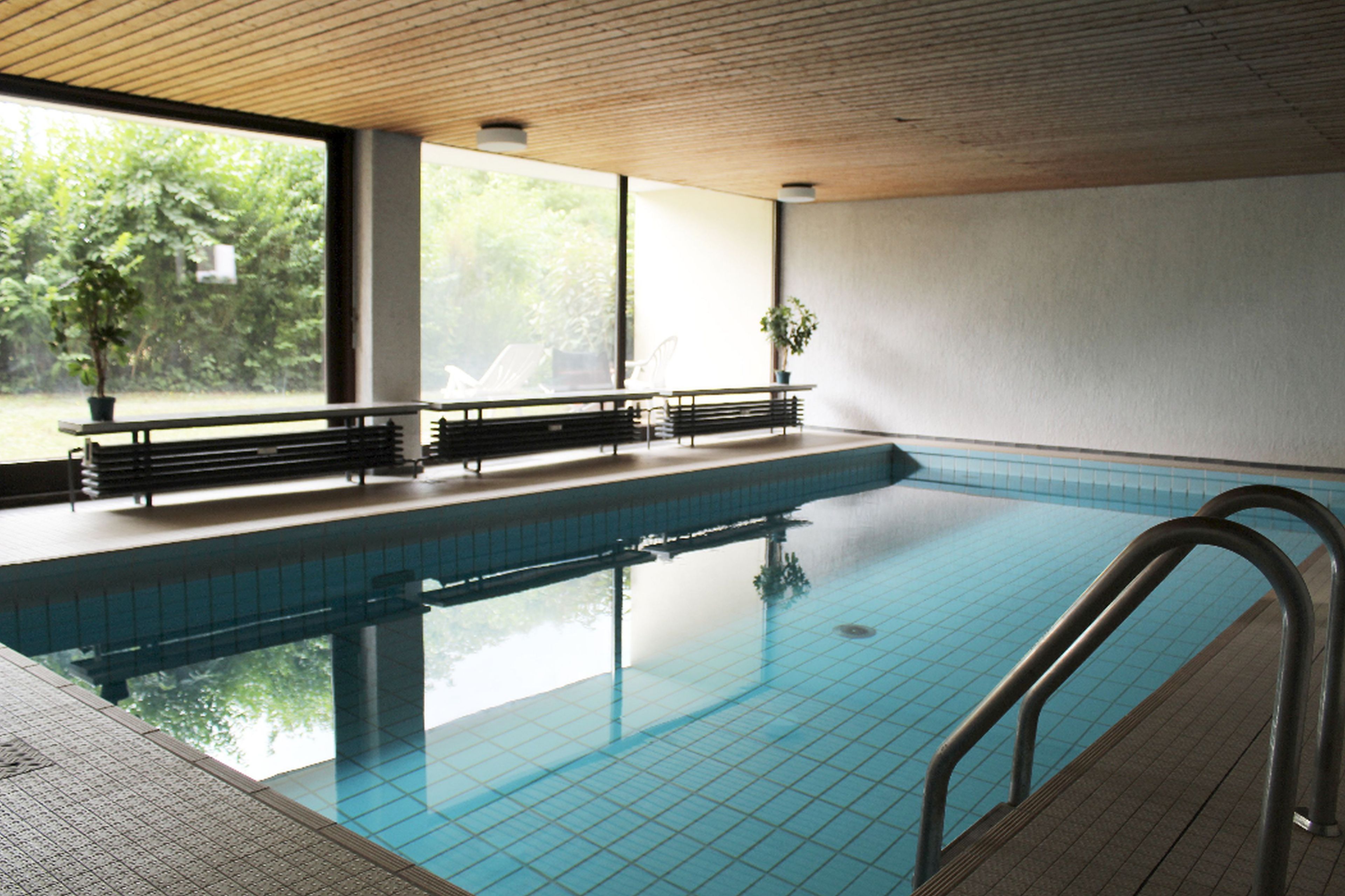 Criston Apartments - Rest & Relax - 1