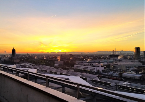 *PREMIUM* Apartment, Roofgarden with Alps view, Keeper, Gym, 1,5 Room in FRIENDS Building, close to S-Bahn, virtual tour possible