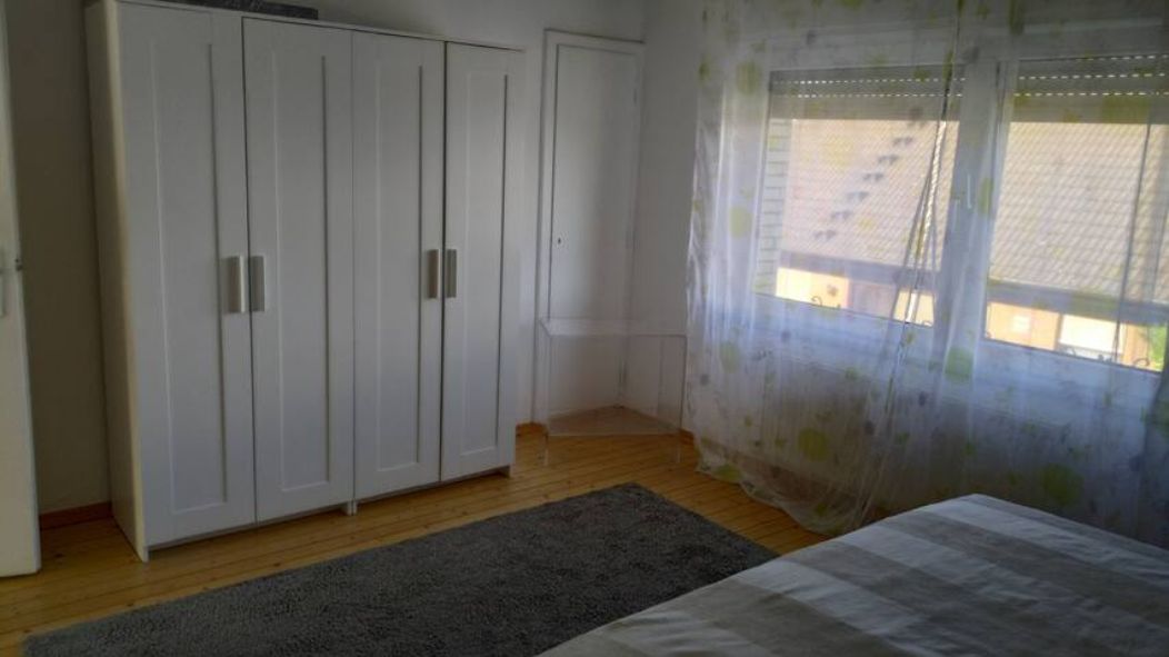 Neat Suite In Bornheim - 23