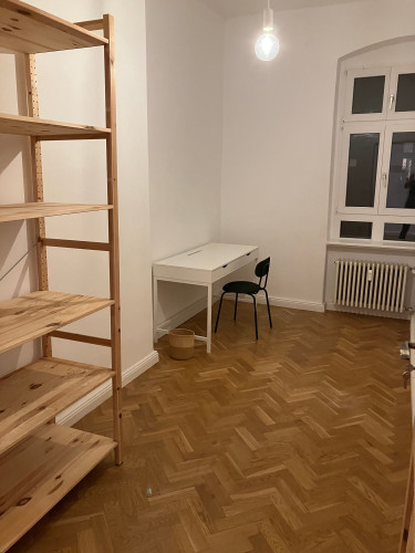 Spacious, comfortable flat