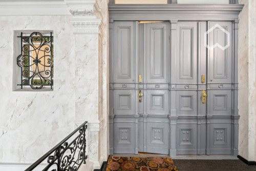 Living in the Romantic's Quarter