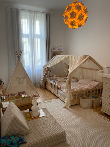 Sun-filled stylish family home at Kurfürstendamm (Berlin)