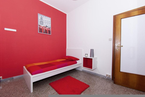 Stanza in Via Pelagio Palagi