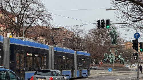 2-Zimmer Wohnung in der Maximilianstrasse