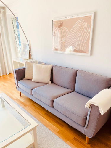 Lichtdurchflutete, wunderschöne 3-Zimmerwohnung mit Balkon