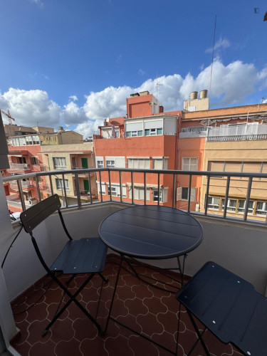Wonderful 3-bedroom apartment, with outdoor area close to the city center
