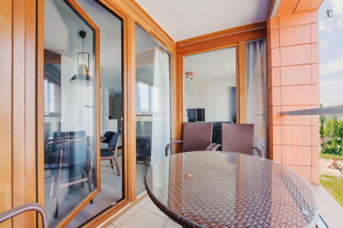 Welcoming 1 Bedroom Apartment with a balcony close to Wydział Infrastruktur University - Gallery - 6