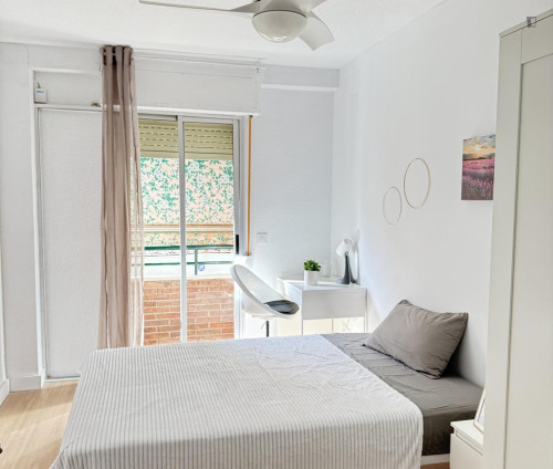 Neat single bedroom in San Vicente del Raspeig