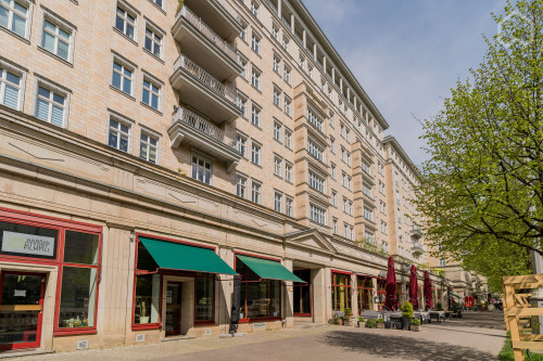 Stylish 2,5 Room apartment- Classic Stalin Alle - (Friedrichshain)