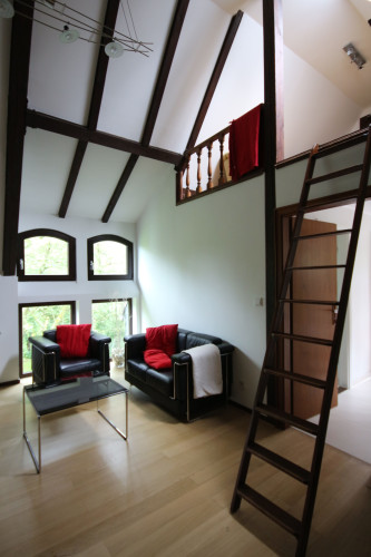 Loft mit Turmzimmer in Villa im Park und überwachtem Parkplatz - Gallery - 16