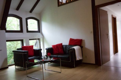 Loft mit Turmzimmer in Villa im Park und überwachtem Parkplatz - Gallery - 18