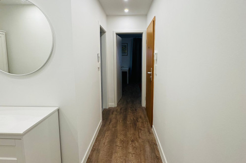 Newly Renovated & Modern: Fully Furnished 3-Bedroom Apartment near Düsseldorf - Gallery - 5