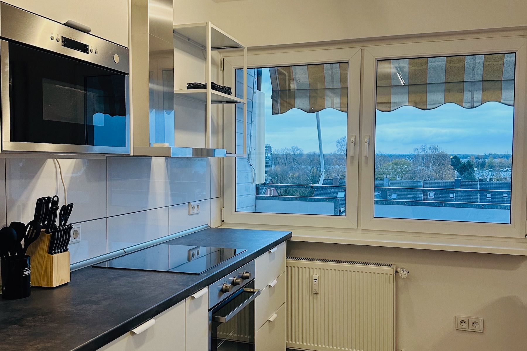 Newly Renovated & Modern: Fully Furnished 3-Bedroom Apartment Near Düsseldorf - 8