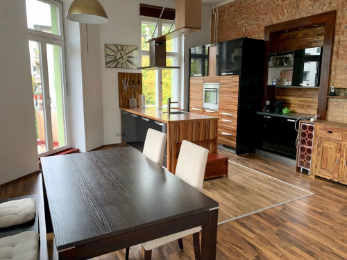 Beautiful, Furnished 2 Bedroom Apartment in Super Central Berlin District