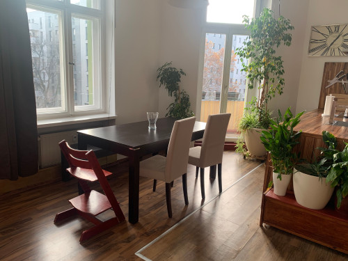 Beautiful, Furnished 2 Bedroom Apartment in Super Central Berlin District