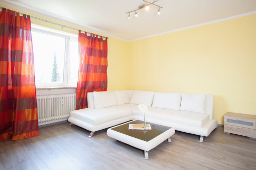 Spacious and nice apartment located in München-Milbertshofen