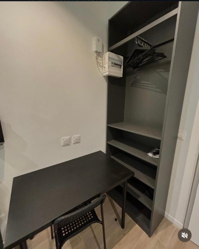 Magnifique studio rénové avec espace extérieur privatif