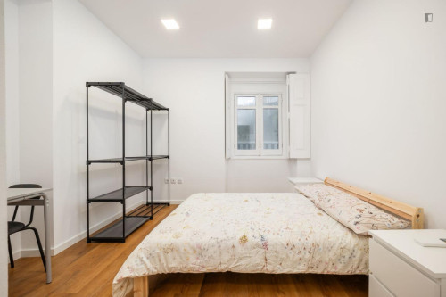 Charming studio next to Faculdade de Economia