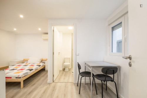 Nice studio not too far from Praça da República