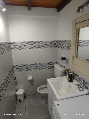 Spacious double bedroom on two leves in comfortable location