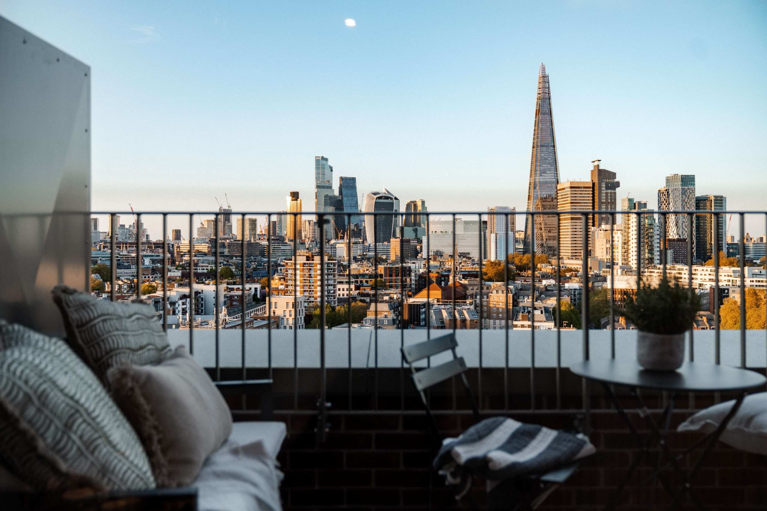 Skyline Terrace En-Suite - 7