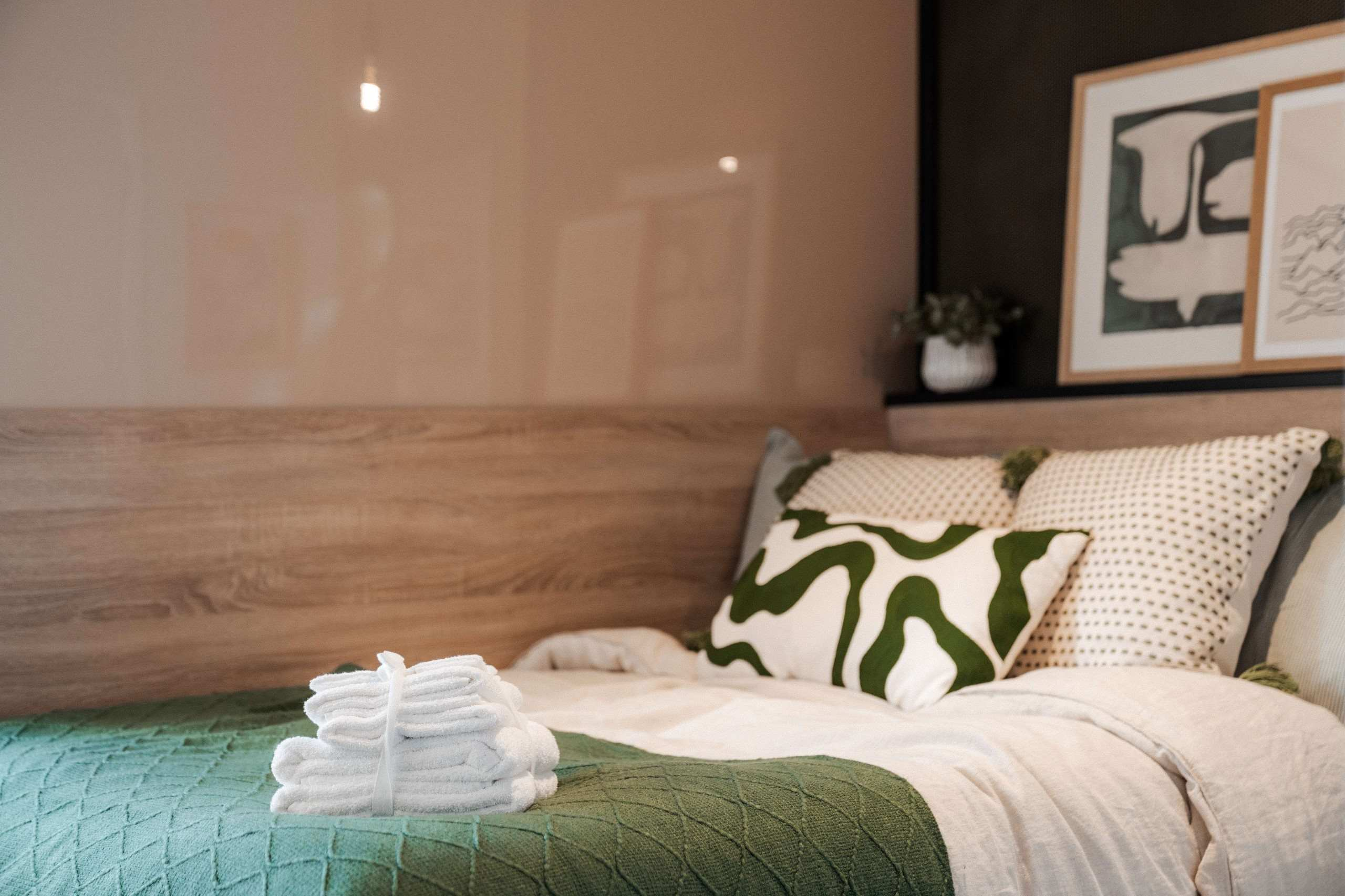 Skyline Terrace En-Suite - 1