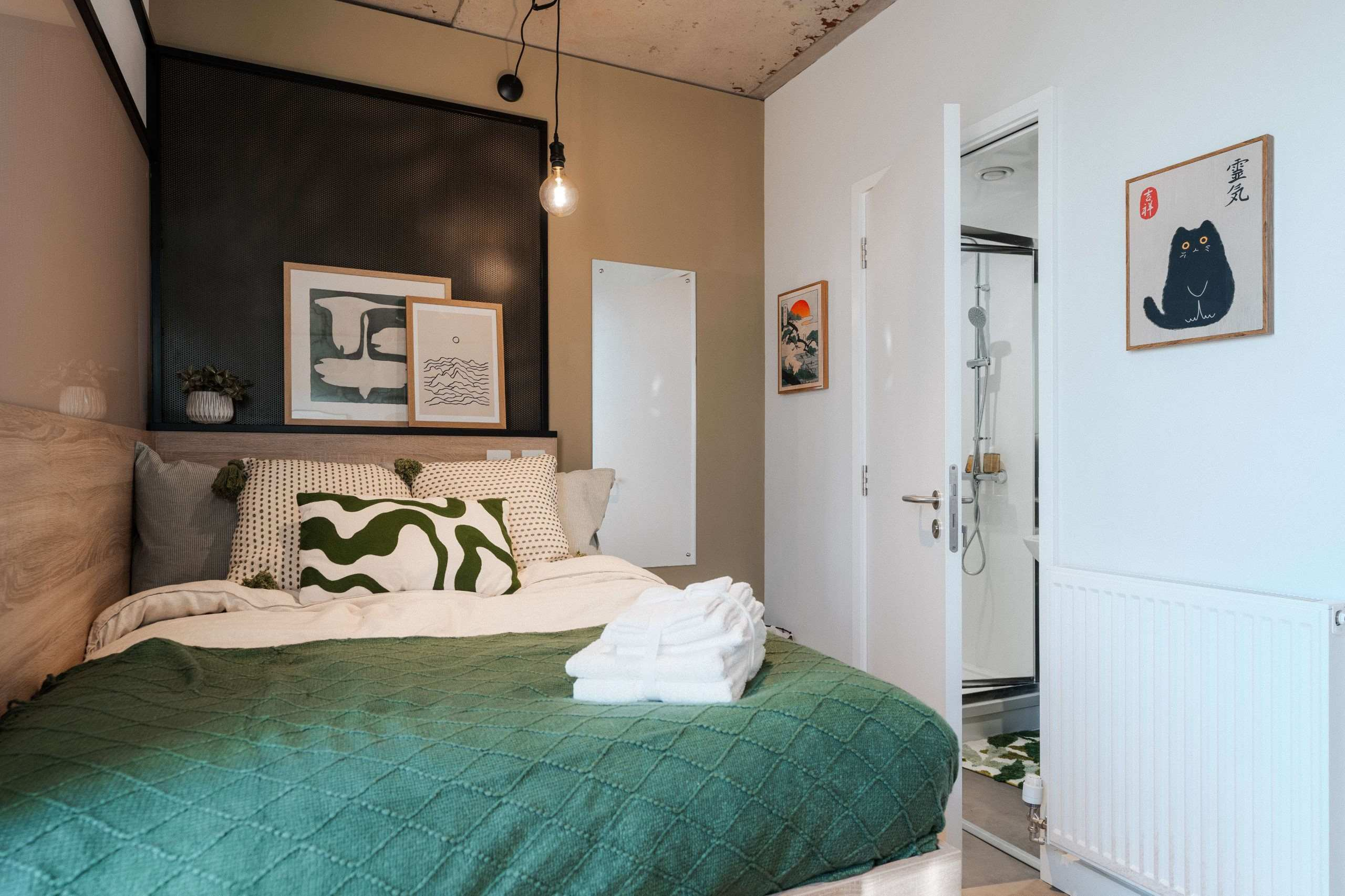 Skyline Terrace En-Suite - 3