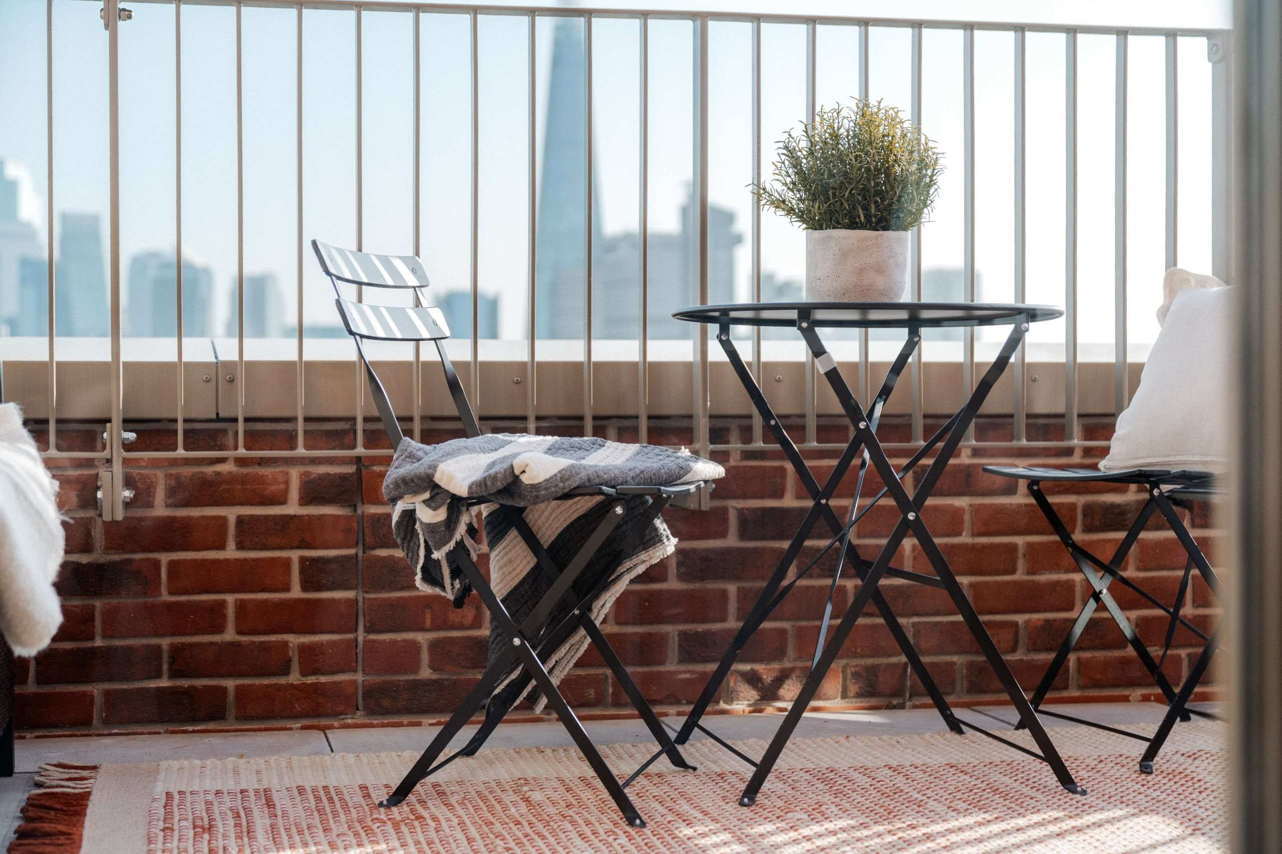Skyline Terrace En-Suite - 9