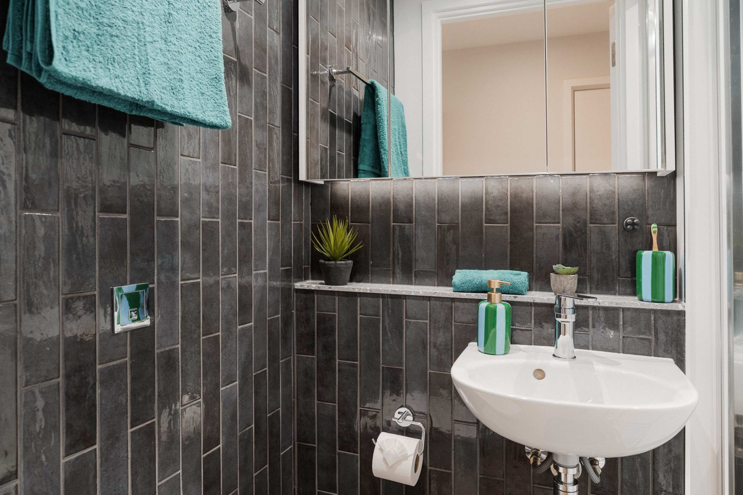 Superior En-Suite - 2