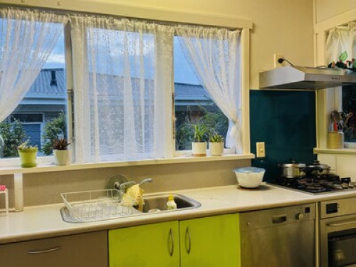 Hospitable couple in Hamilton City