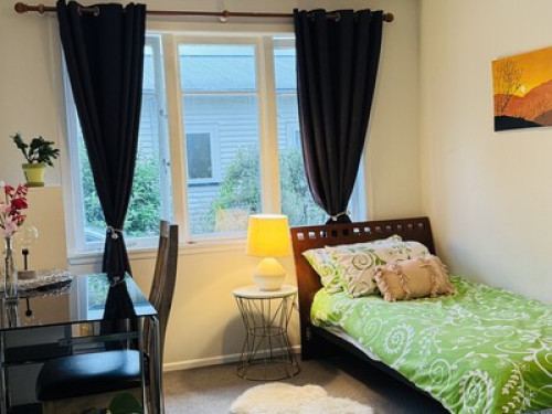 Hospitable couple in Hamilton City - Gallery - 8