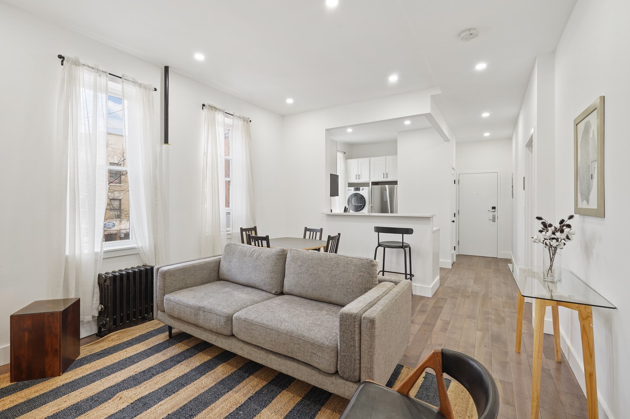 #377: Prospect Lefferts Gardens - Full Bedroom A - 2
