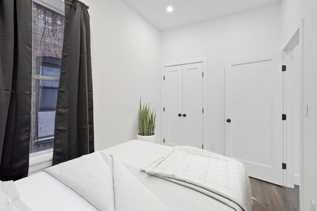 #377: Prospect Lefferts Gardens - Full Bedroom B - 3