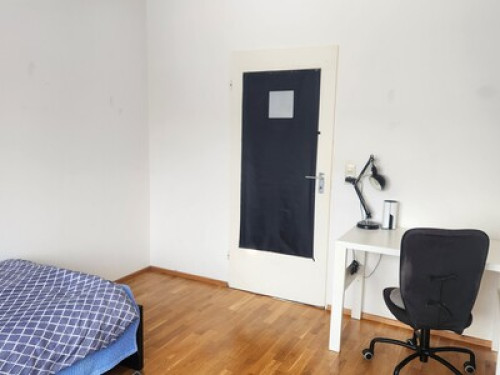 [JP/EN/DE] 30yrs Exp. Host near MUC