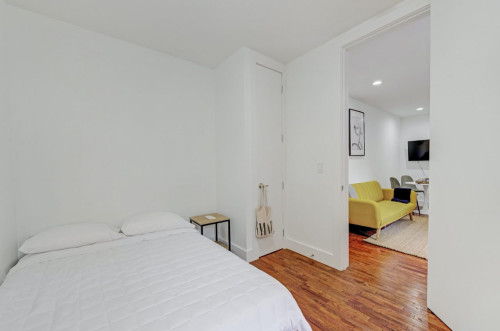 Stylish Private ROOM in Kensington: Kensington