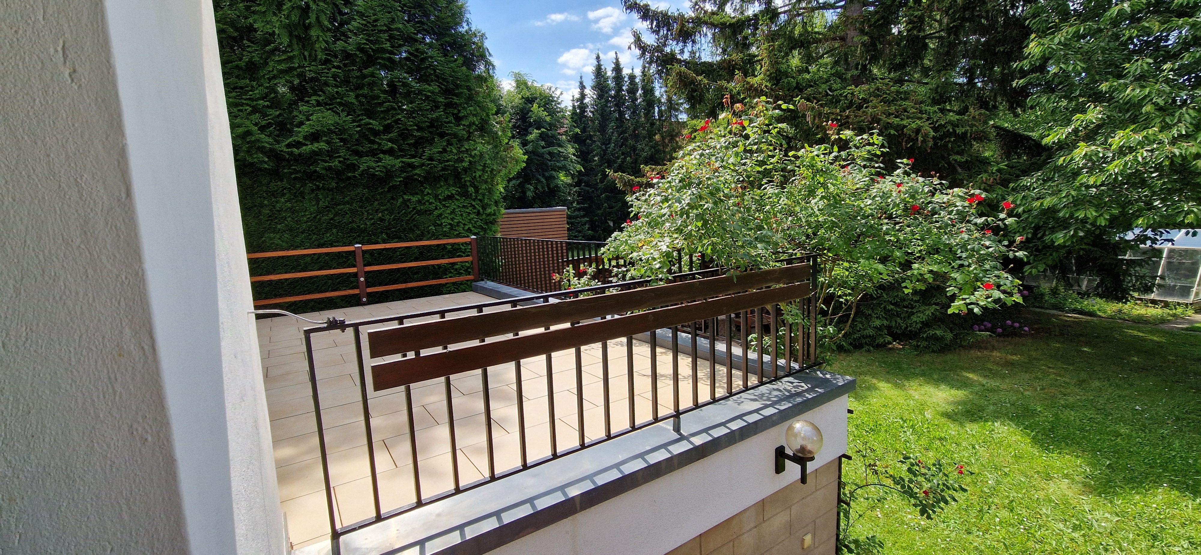  Centrally Located Yet Quiet Detached House With A Beautiful Large Garden And Urban Infrastructure  -  Centrally located yet quiet detached house with a beautiful large garden and urban infrastructure  - Gallery -  29