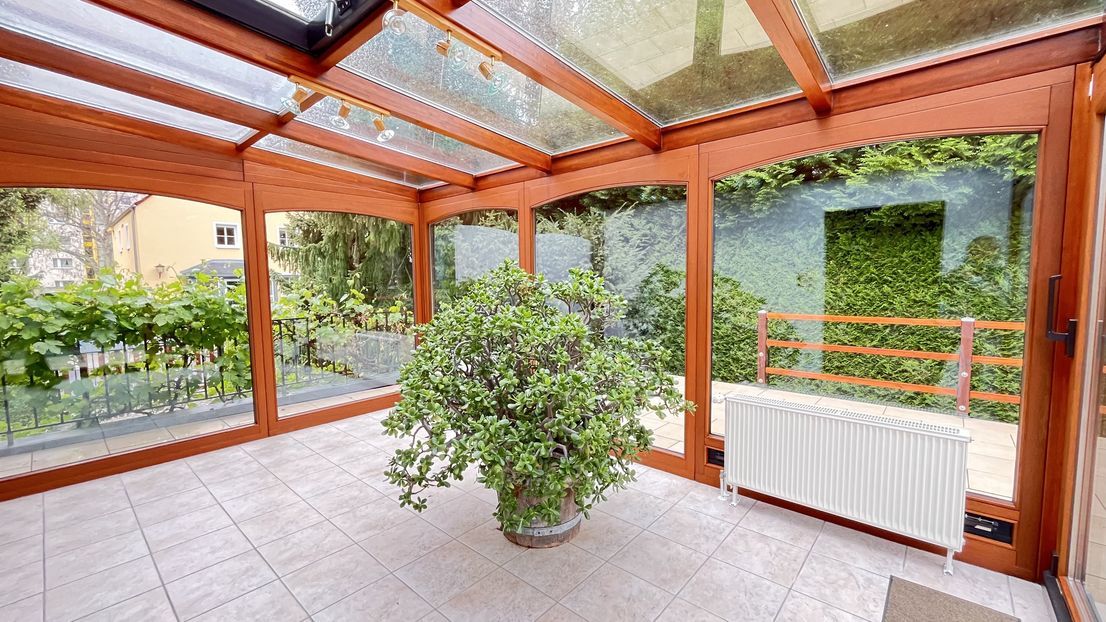 Centrally Located Yet Quiet Detached House With A Beautiful Large Garden And Urban Infrastructure - Centrally located yet quiet detached house with a beautiful large garden and urban infrastructure - Gallery - 31