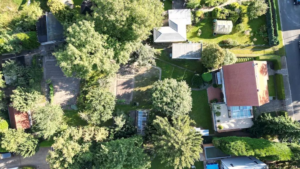 Centrally Located Yet Quiet Detached House With A Beautiful Large Garden And Urban Infrastructure - Centrally located yet quiet detached house with a beautiful large garden and urban infrastructure - Gallery - 25