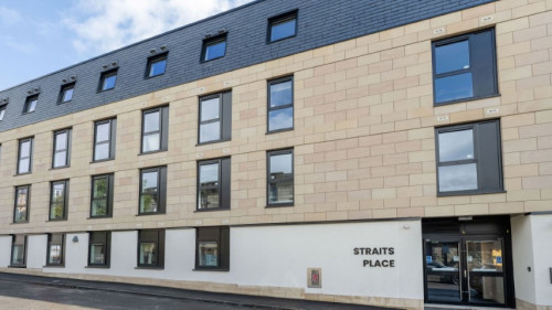 Straits Place