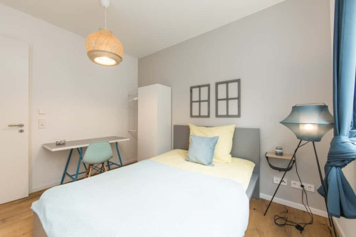 Zimmer in der Nazarethkirchstraße 51 (Aufgang A)