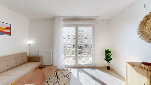 Dashing 1-bedroom flat in Argenteuil