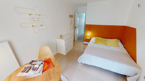 Homely double bedroom near the ENSA Paris-La Villette - HESAM Université