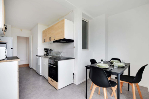 Move into this spacious 13 m² room for rent in KremlinBicêtre - Gallery - 9