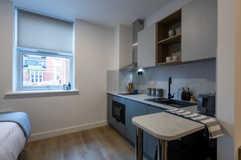 6 Bed Premium En Suite - 70
